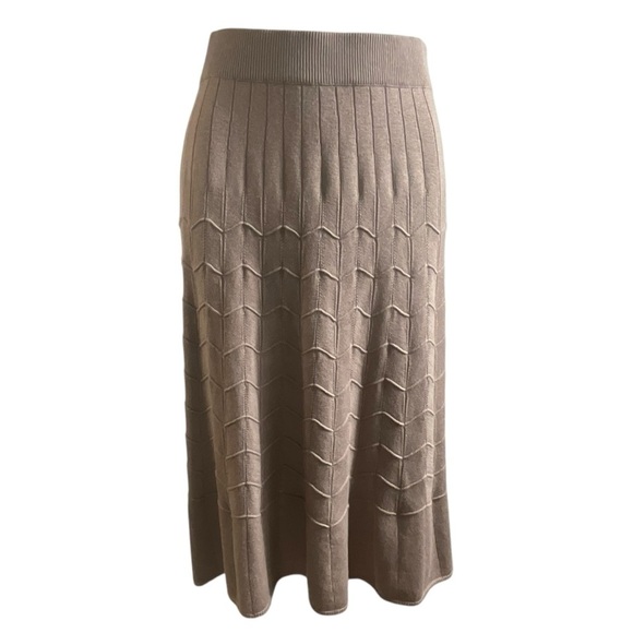 Pure Collection Silk and Cashmere Blend Mini Chevron Skirt - Picture 6 of 12